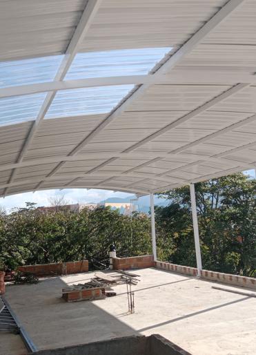 Cubiertas y estructuras metálicas